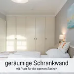 Eeb & Floer 4 Sterne Top-fewo Sylt Balkon, Pool & Sauna, Strandnah, Tiefgarage Lägenhet Westerland